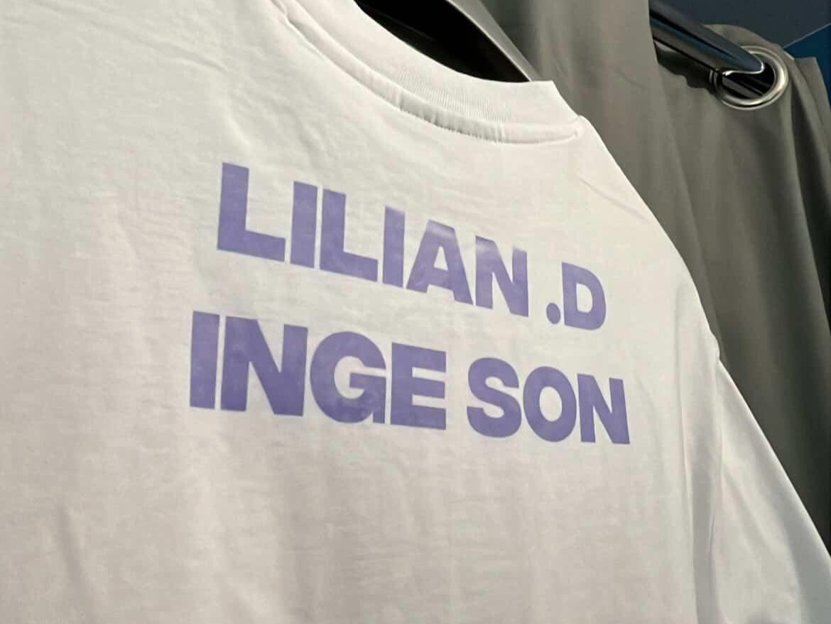 T-shirt 6